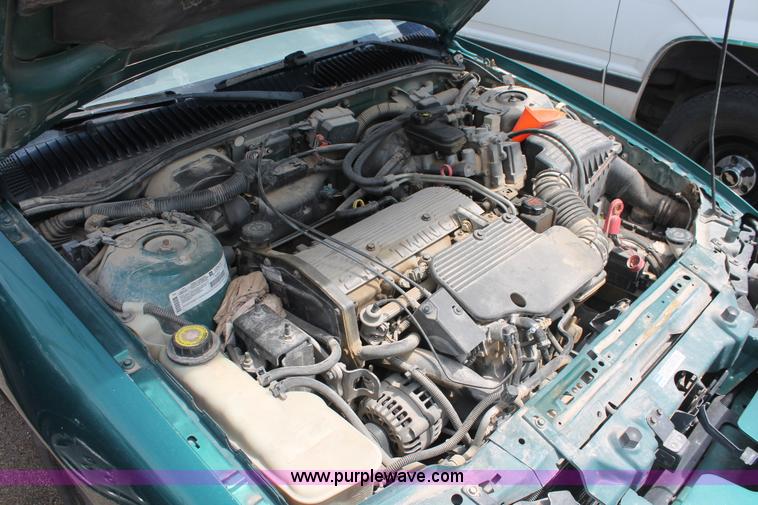 image for item H3570 1998 Pontiac Grand AM SE