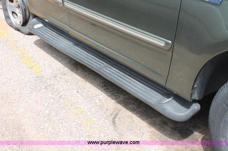 image for item H3571 2001 Ford Expedition XLT