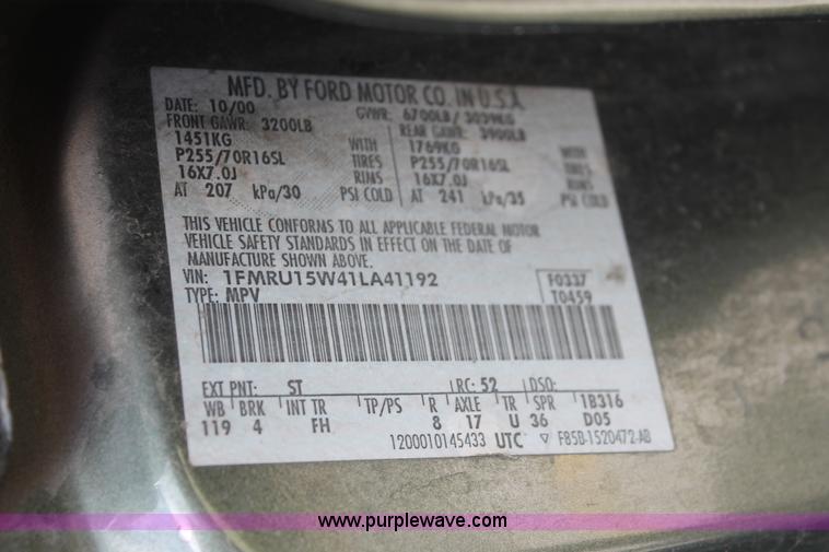 image for item H3571 2001 Ford Expedition XLT