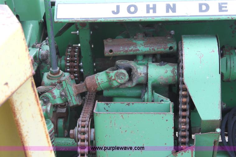 image for item AE9232 John Deere 3960 silage cutter