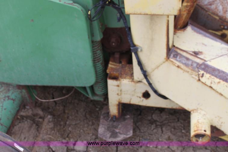 image for item AE9232 John Deere 3960 silage cutter