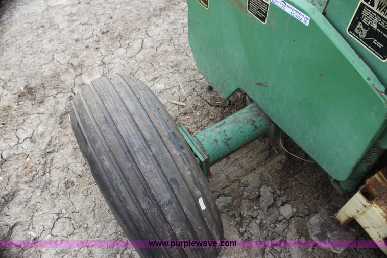 image for item AE9232 John Deere 3960 silage cutter