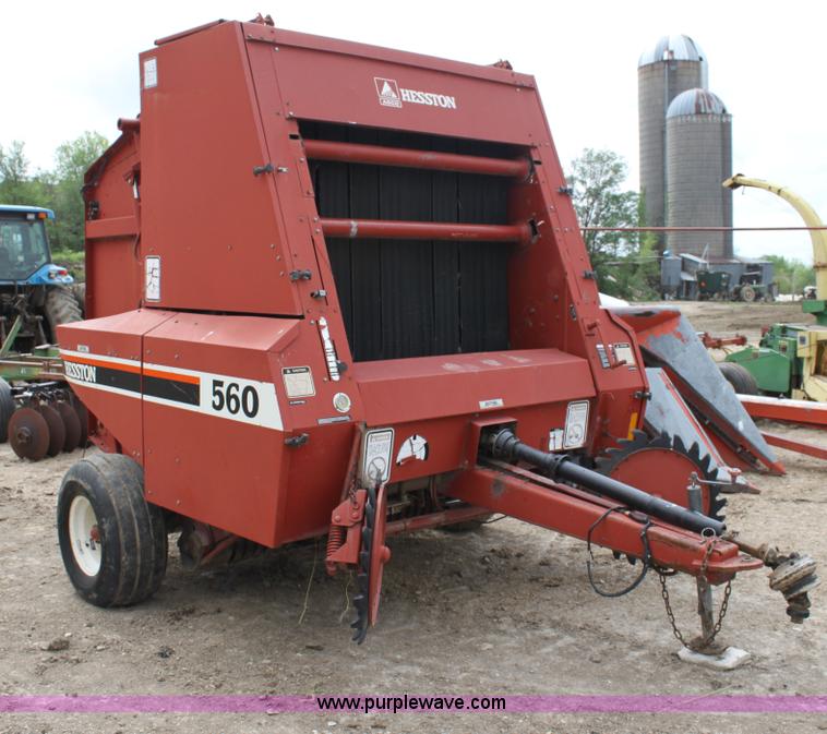 image for item AE9233 Hesston 560 round baler