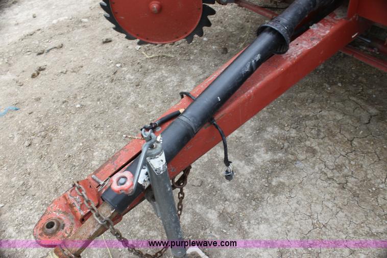 image for item AE9233 Hesston 560 round baler