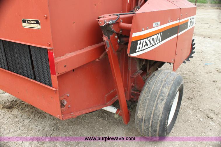 image for item AE9233 Hesston 560 round baler