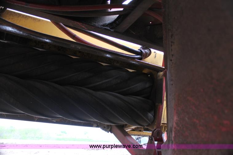 image for item AE9234 1997 New Holland 2450 self-propelled swather