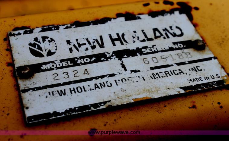 image for item AE9234 1997 New Holland 2450 self-propelled swather