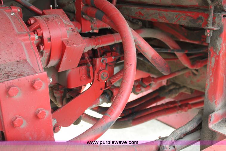 image for item AE9234 1997 New Holland 2450 self-propelled swather