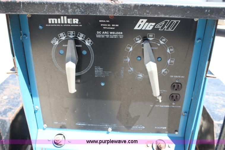 image for item AE9235 Miller Big 40DL welder