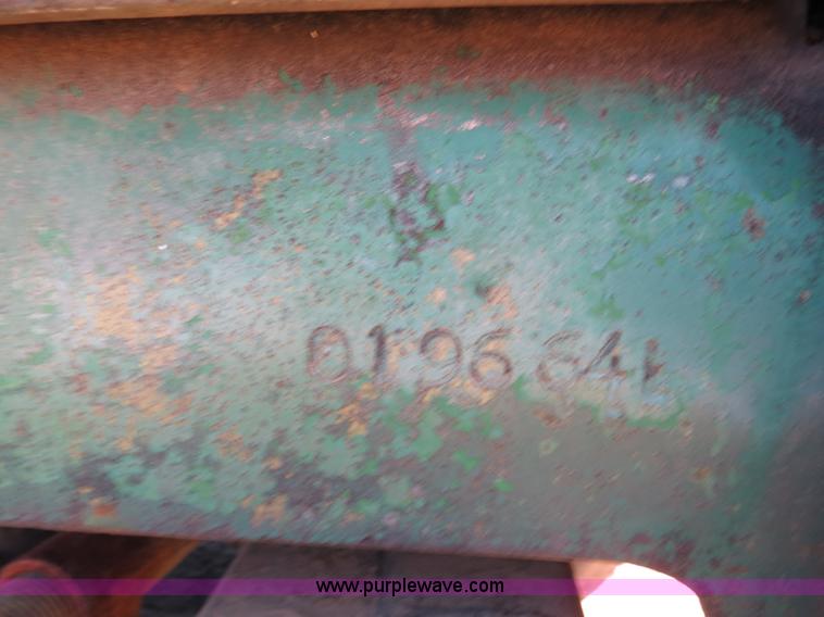 image for item B4771 1966 John Deere 2020 tractor