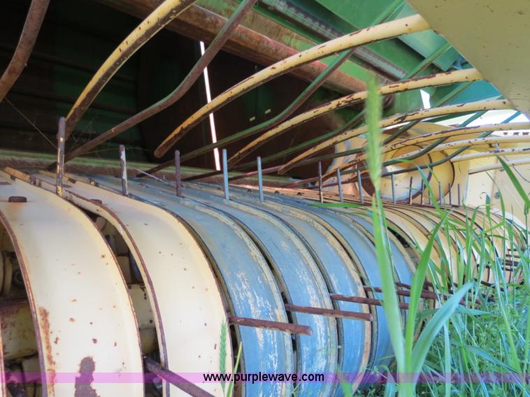 image for item B4772 1997 Krone KR160B round baler