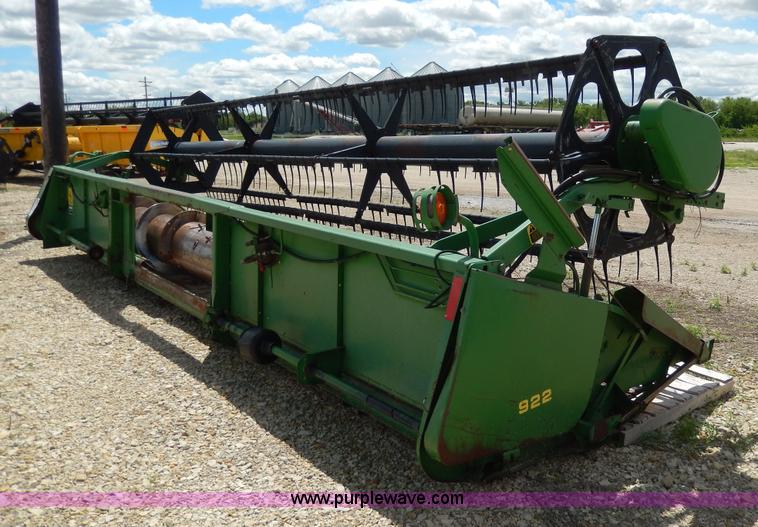 image for item D8096 John Deere 922 platform header