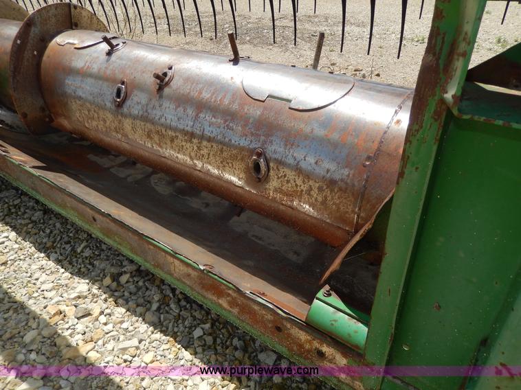 image for item D8096 John Deere 922 platform header