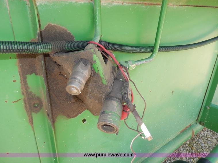 image for item D8096 John Deere 922 platform header