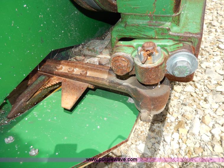 image for item D8096 John Deere 922 platform header