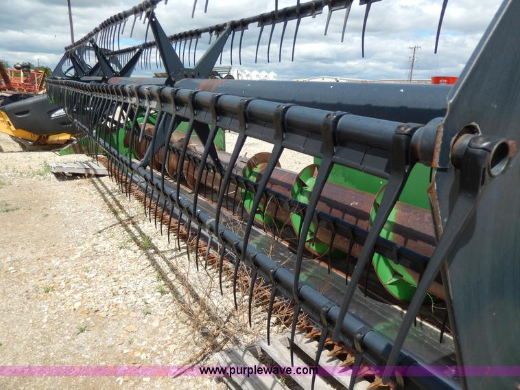 image for item D8096 John Deere 922 platform header