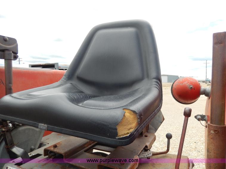 image for item D8098 Massey-Ferguson 180 tractor