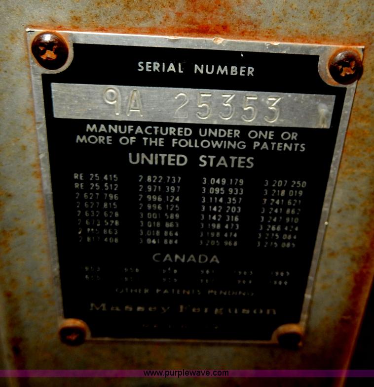 image for item D8098 Massey-Ferguson 180 tractor