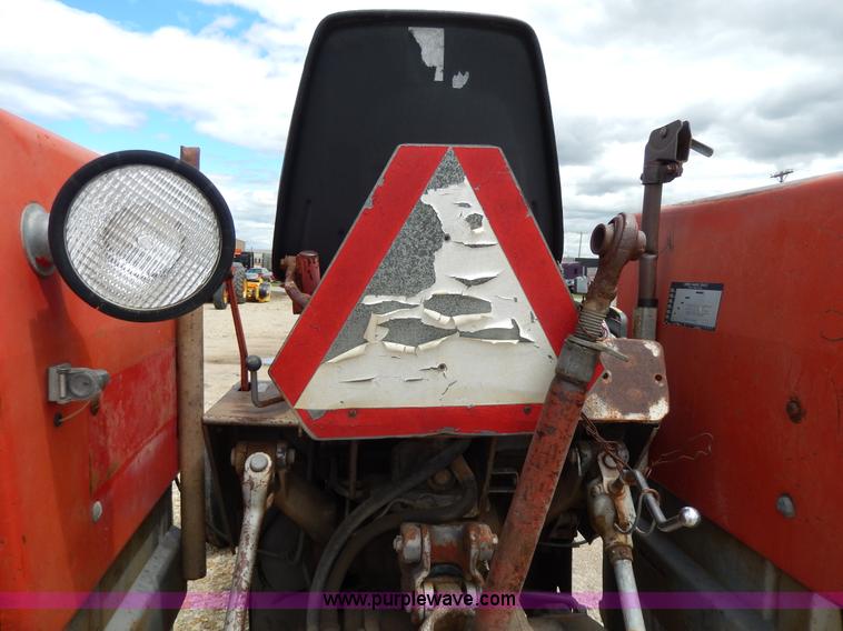 image for item D8098 Massey-Ferguson 180 tractor