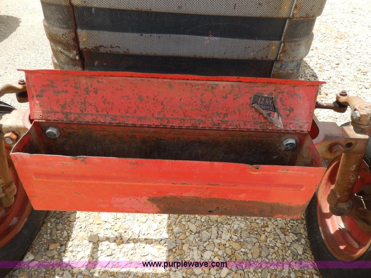 image for item D8098 Massey-Ferguson 180 tractor