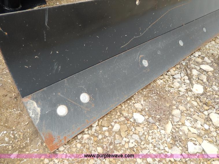 image for item D8100 New Holland EZ72SM tractor blade