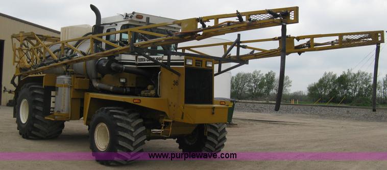 image for item D8298 1995 Ag-Chem TerraGator 1844 sprayer