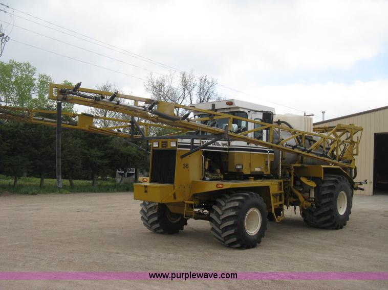 image for item D8298 1995 Ag-Chem TerraGator 1844 sprayer