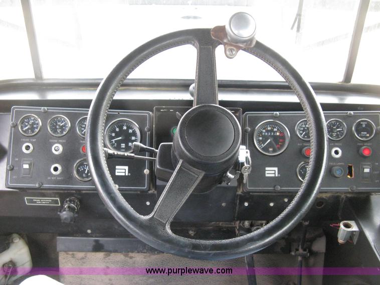 image for item D8298 1995 Ag-Chem TerraGator 1844 sprayer