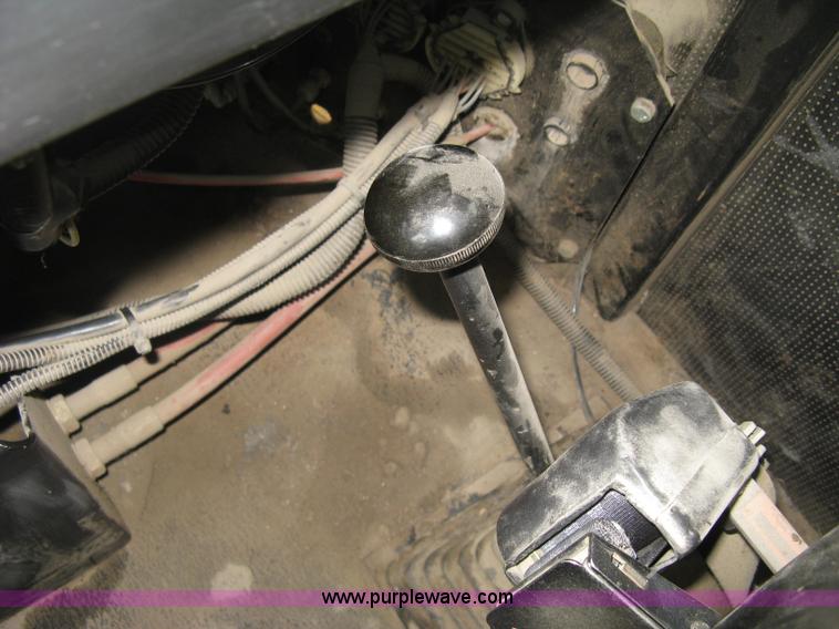 image for item D8298 1995 Ag-Chem TerraGator 1844 sprayer