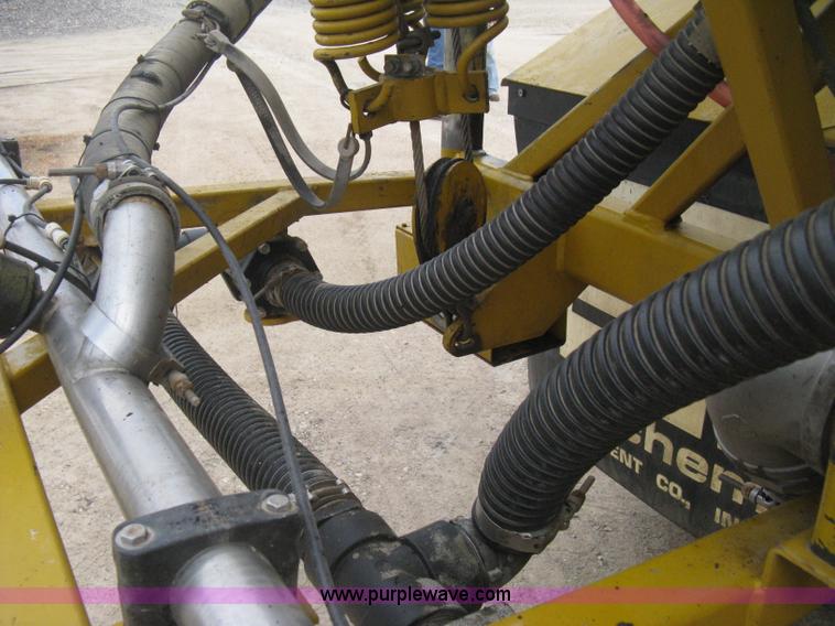 image for item D8298 1995 Ag-Chem TerraGator 1844 sprayer