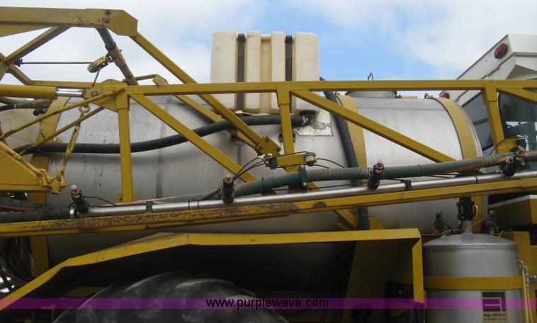 image for item D8298 1995 Ag-Chem TerraGator 1844 sprayer
