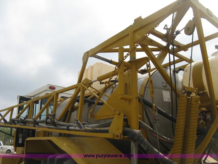 image for item D8298 1995 Ag-Chem TerraGator 1844 sprayer
