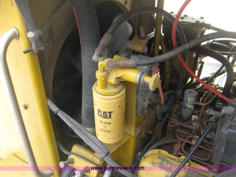 image for item D8298 1995 Ag-Chem TerraGator 1844 sprayer