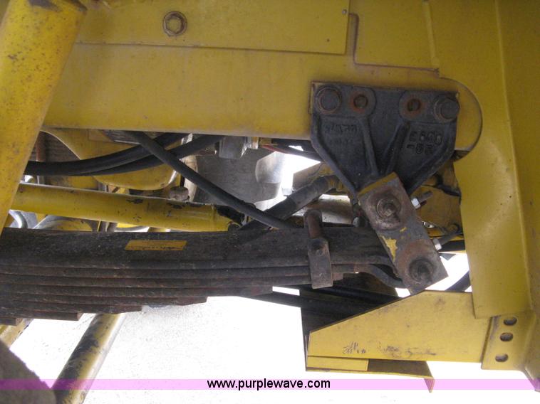 image for item D8298 1995 Ag-Chem TerraGator 1844 sprayer