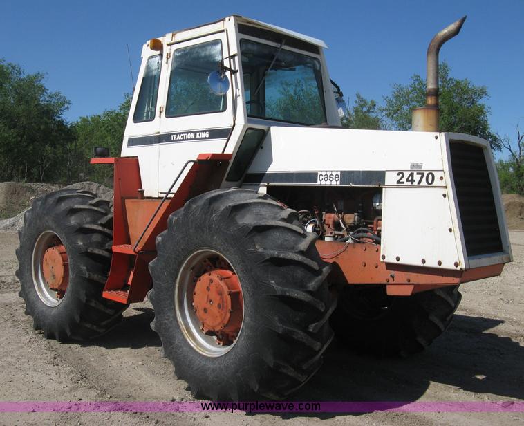 image for item D8327 1974 Case 2470 Traction King 4WD tractor