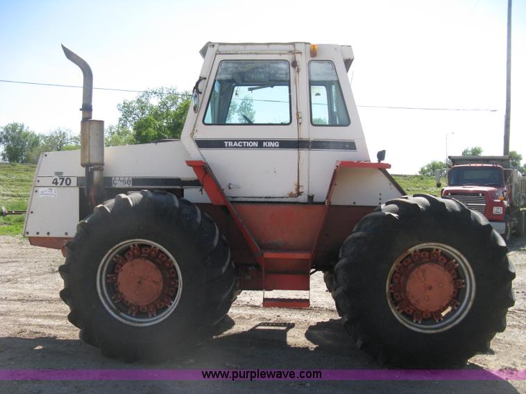 image for item D8327 1974 Case 2470 Traction King 4WD tractor