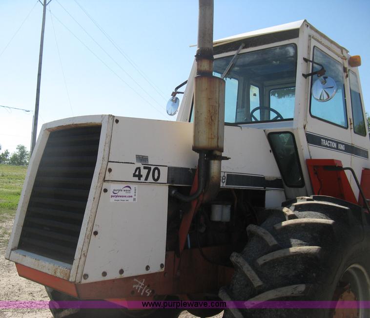 image for item D8327 1974 Case 2470 Traction King 4WD tractor