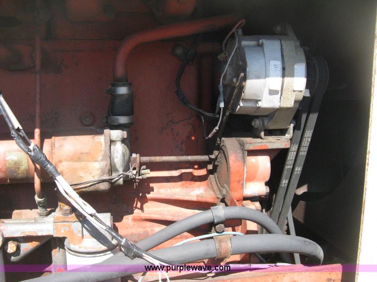 image for item D8327 1974 Case 2470 Traction King 4WD tractor