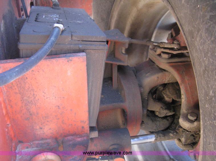 image for item D8327 1974 Case 2470 Traction King 4WD tractor