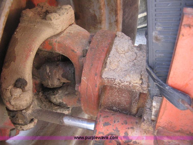 image for item D8327 1974 Case 2470 Traction King 4WD tractor