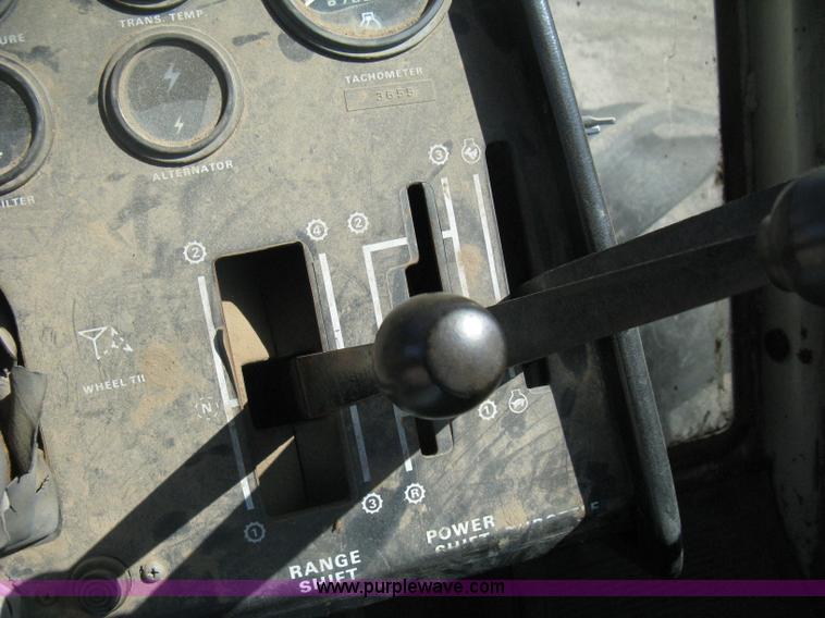 image for item D8327 1974 Case 2470 Traction King 4WD tractor