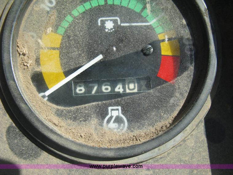 image for item D8327 1974 Case 2470 Traction King 4WD tractor