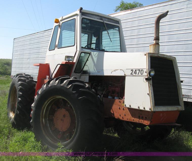 image for item D8328 1976 Case 2470 Traction 4WD tractor