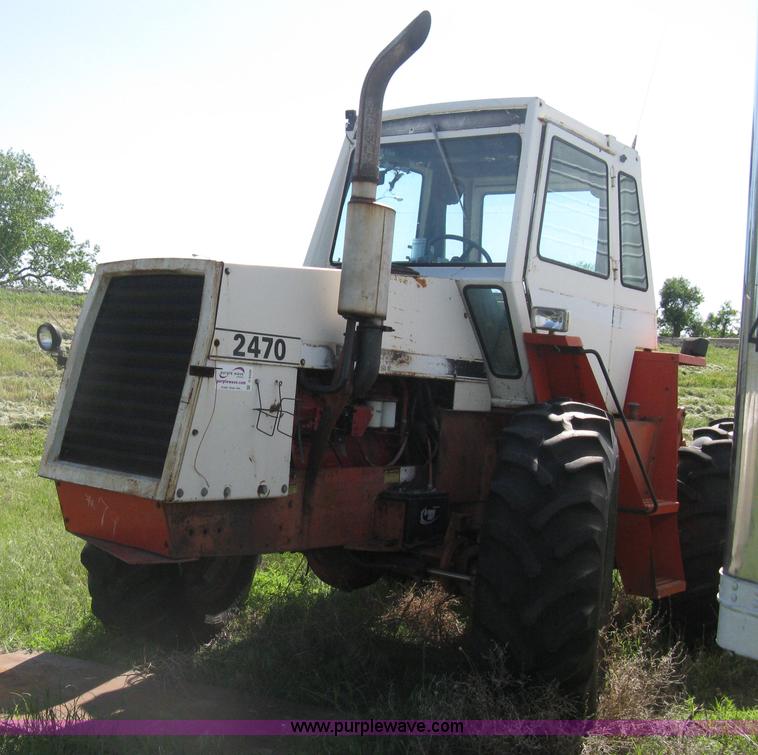 image for item D8328 1976 Case 2470 Traction 4WD tractor