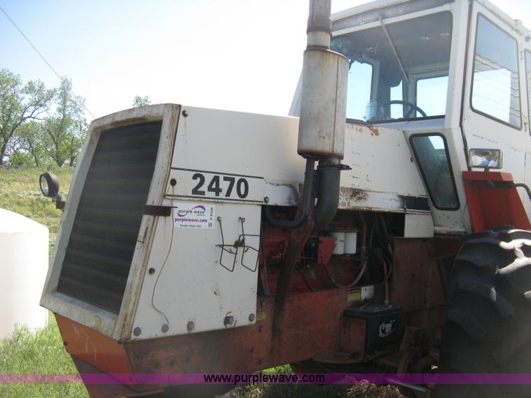 image for item D8328 1976 Case 2470 Traction 4WD tractor