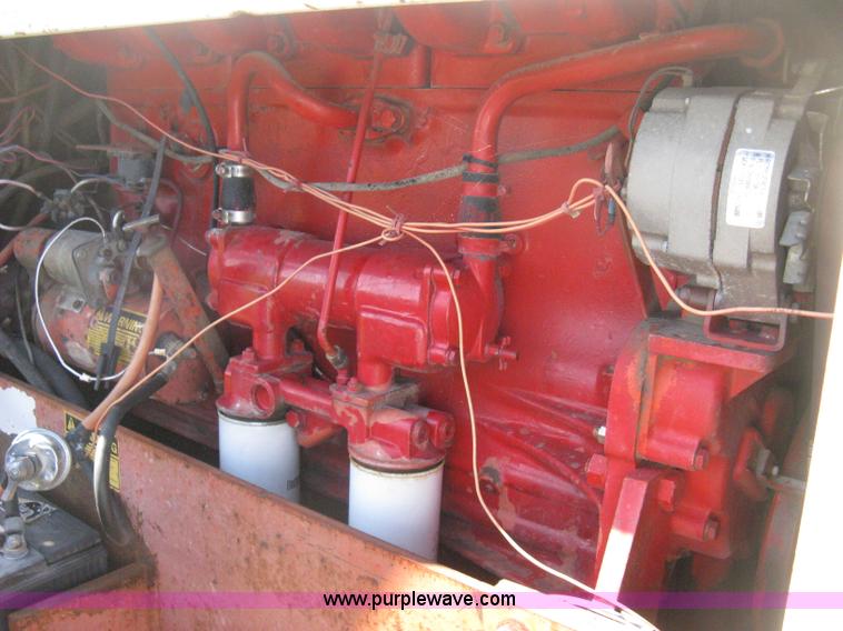 image for item D8328 1976 Case 2470 Traction 4WD tractor