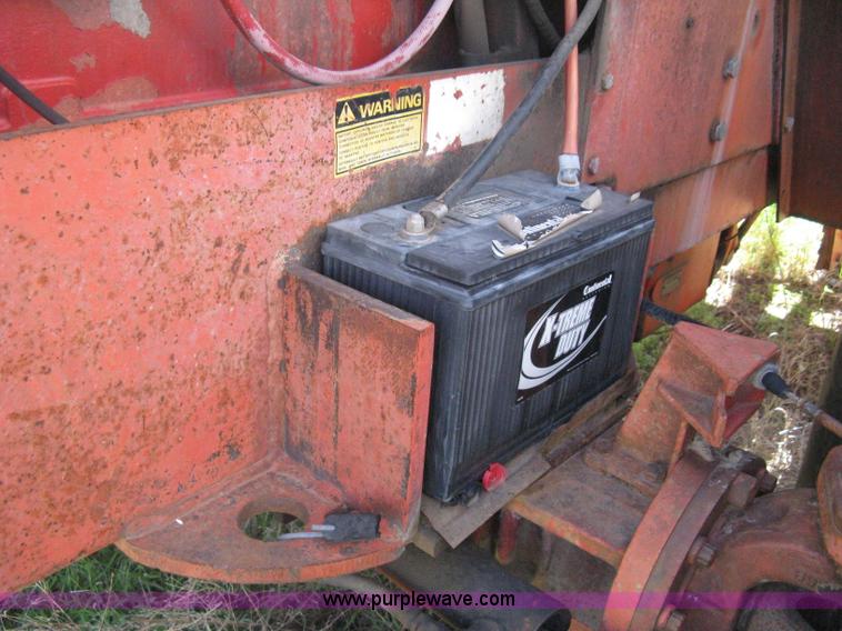 image for item D8328 1976 Case 2470 Traction 4WD tractor