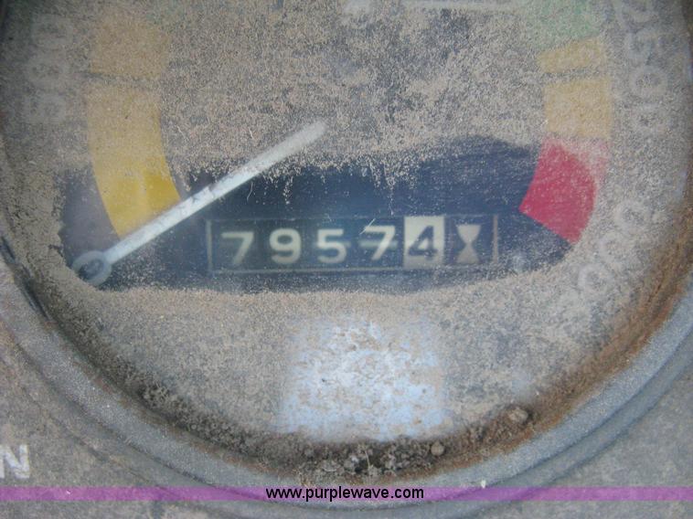 image for item D8328 1976 Case 2470 Traction 4WD tractor