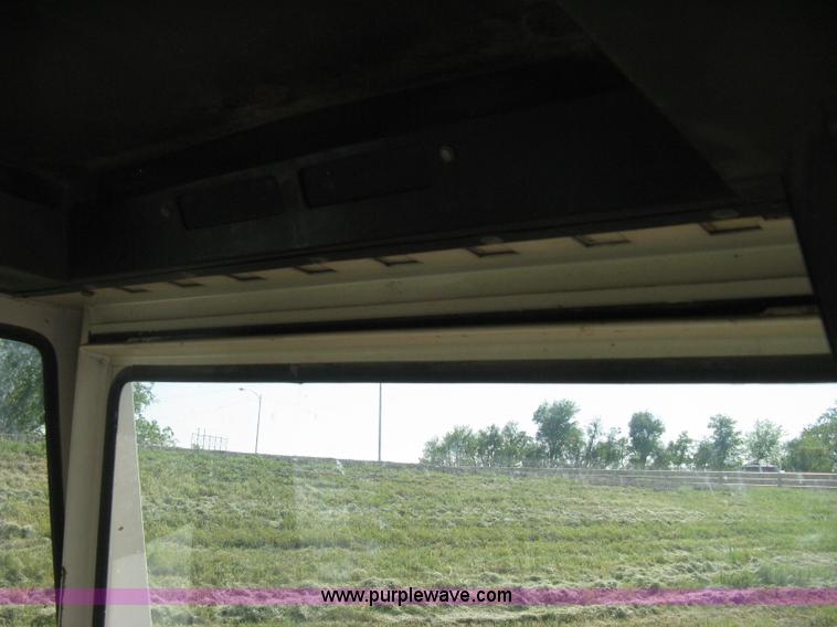 image for item D8328 1976 Case 2470 Traction 4WD tractor