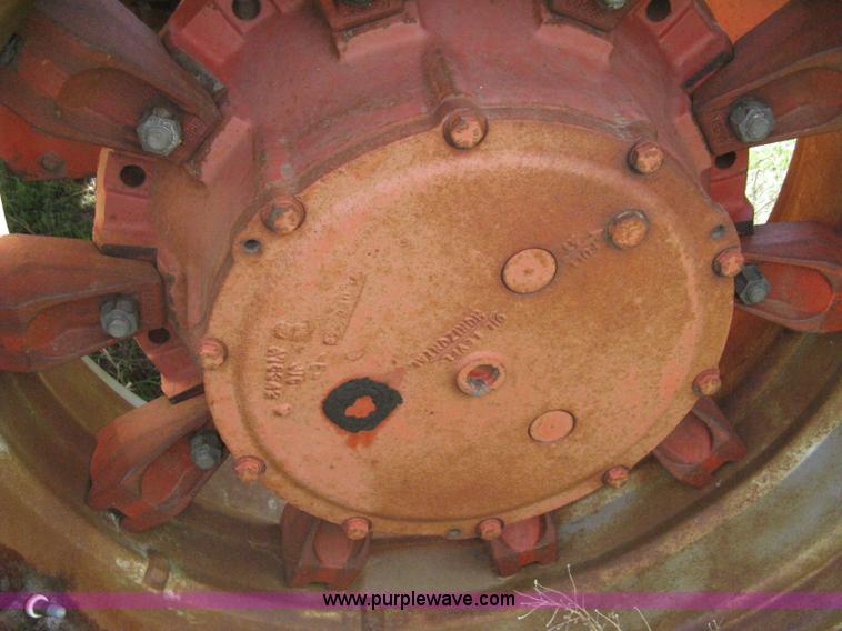 image for item D8328 1976 Case 2470 Traction 4WD tractor